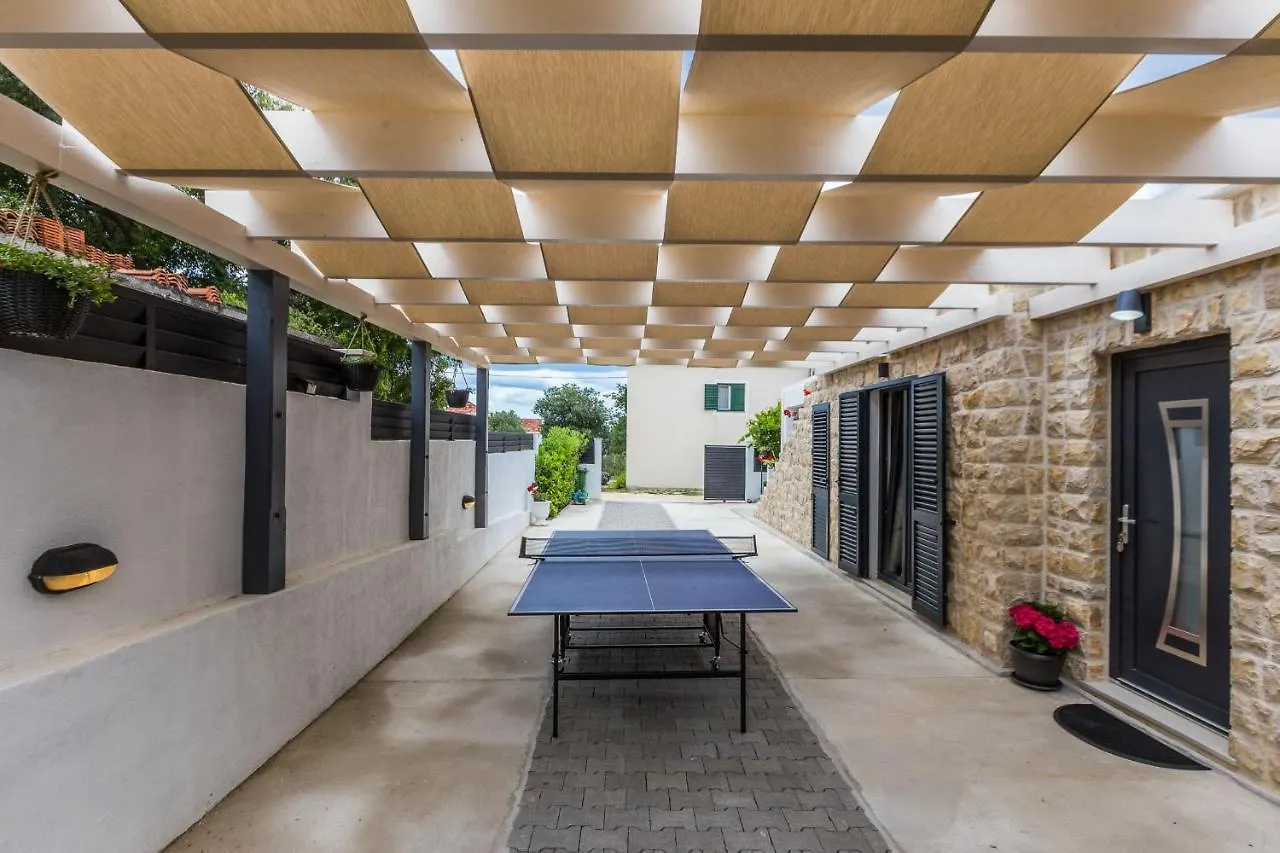 S&A 3Br Holiday Home Bibinje