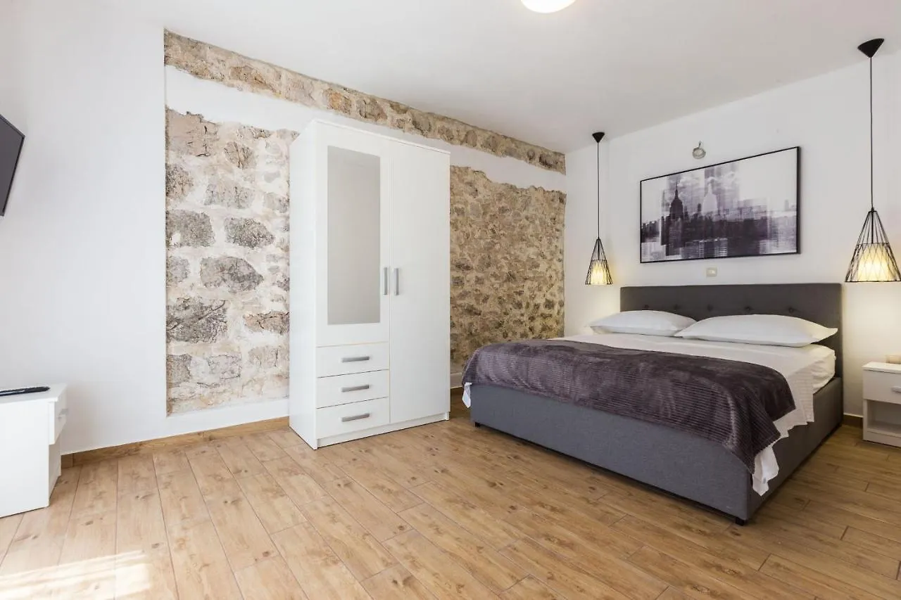 S&A 3Br Holiday Home Bibinje