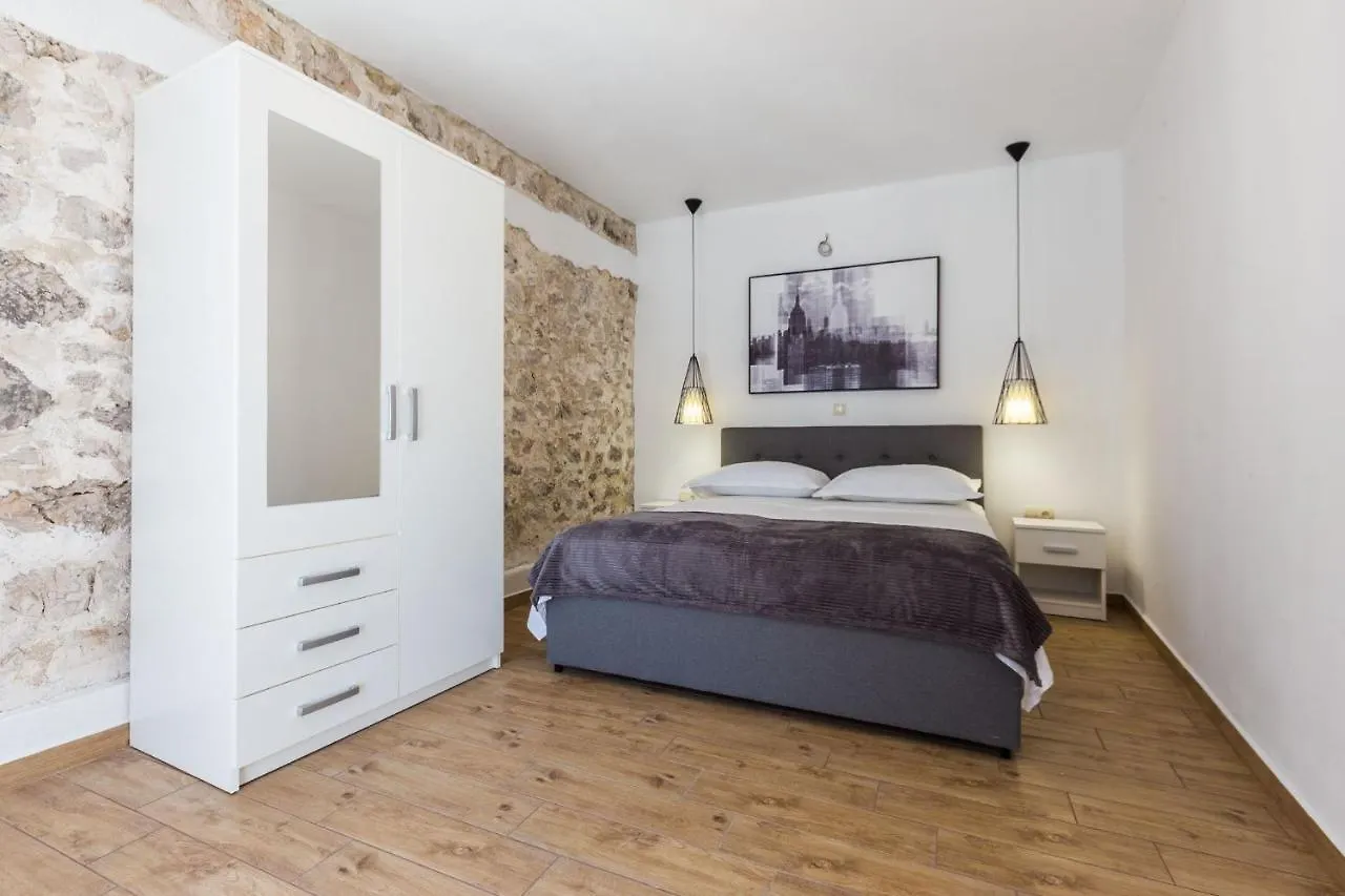 S&A 3Br Holiday Home Bibinje