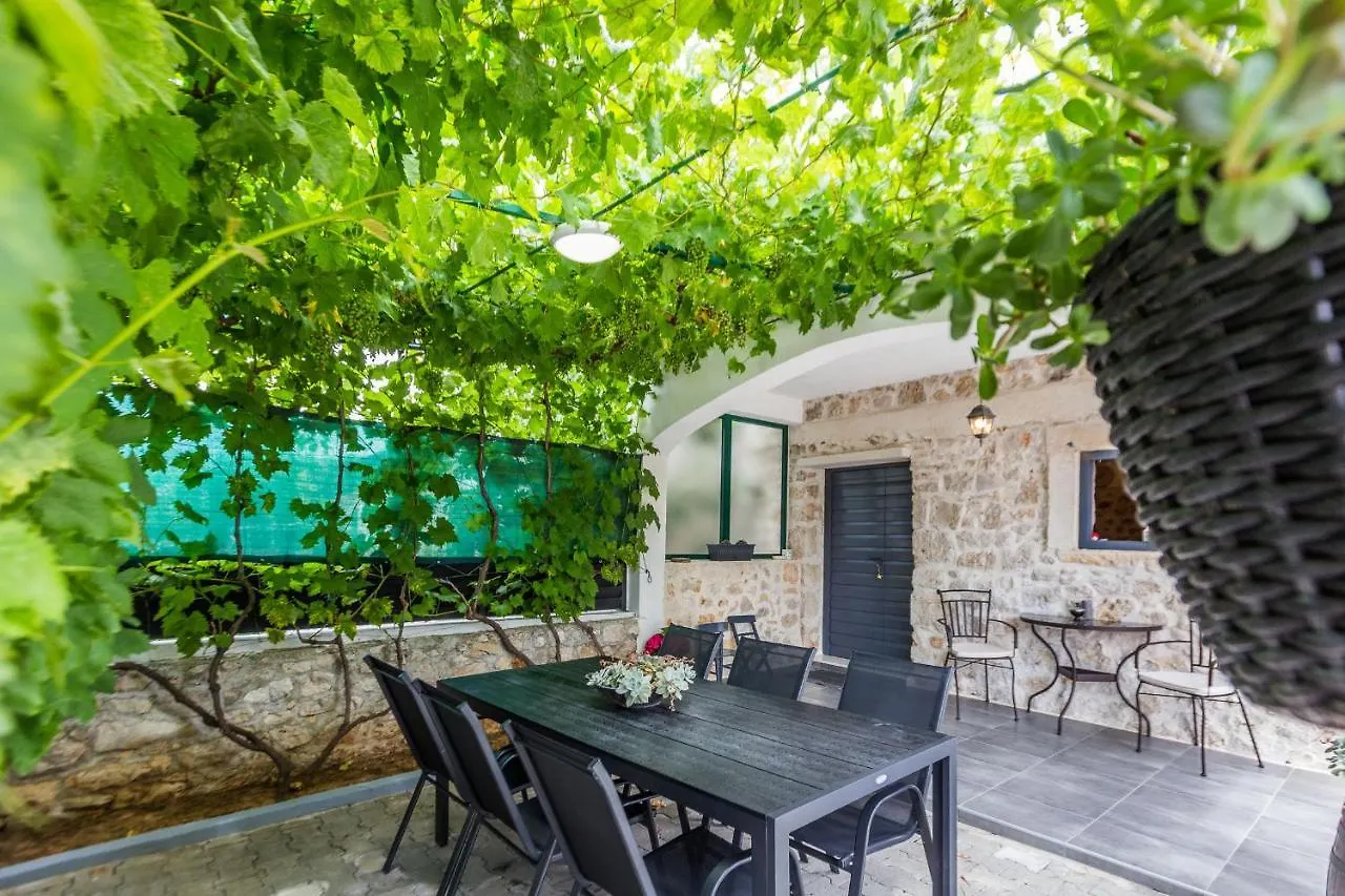 S&A 3Br Holiday Home Бибинье Хорватия