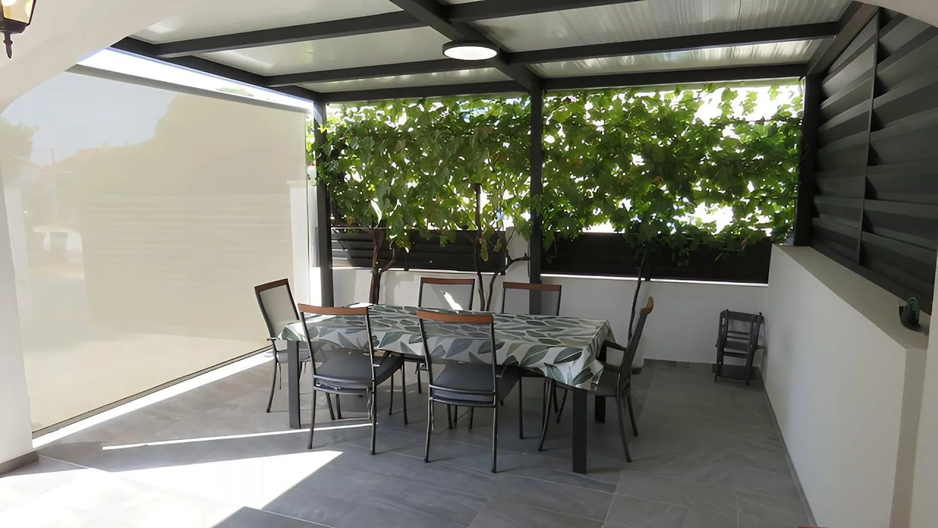 S&A 3Br Holiday Home Бибинье